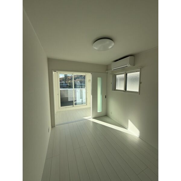 居室・リビング　同シリーズ物件のモデルルームになります※現況優先