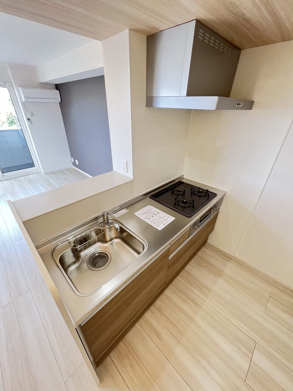 キッチン　同施工物件内装写真