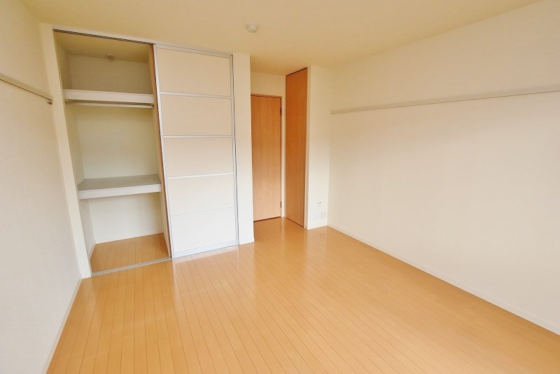 その他部屋・スペース　★洋室8帖★