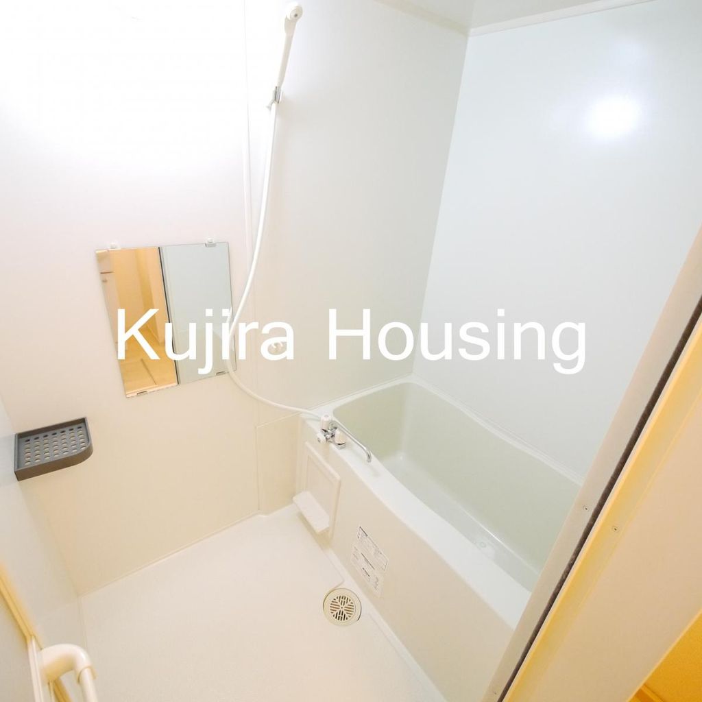 バス・シャワールーム　バス・トイレ別なので湯船に浸かれます♪