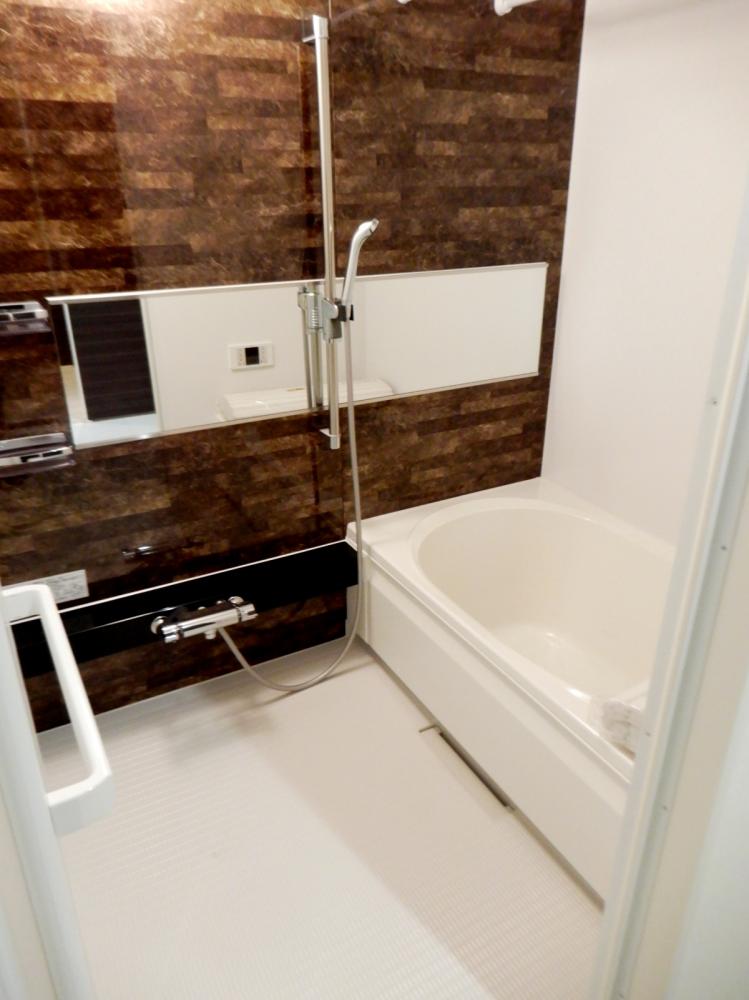 バス・シャワールーム