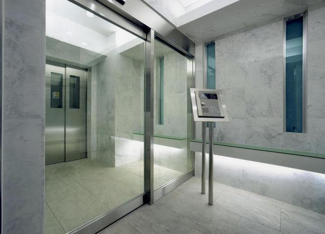 エントランス　オートロック！