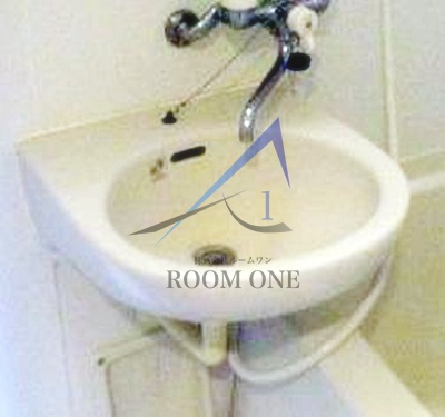 洗面設備　洗面台です。