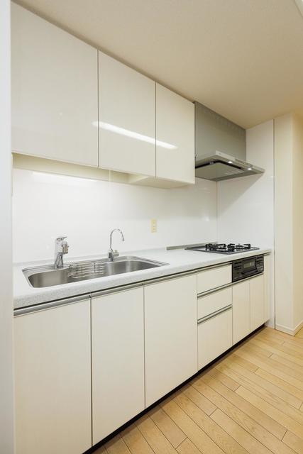 キッチン　※写真は同タイプ住戸です。