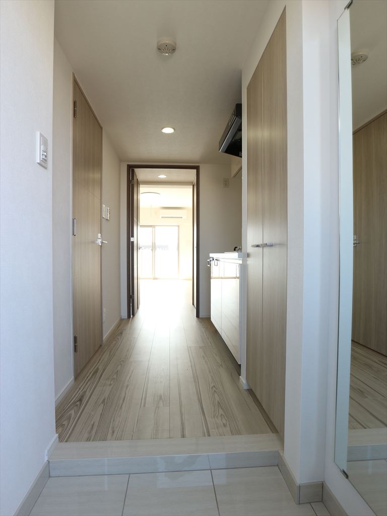 玄関　ログ池上