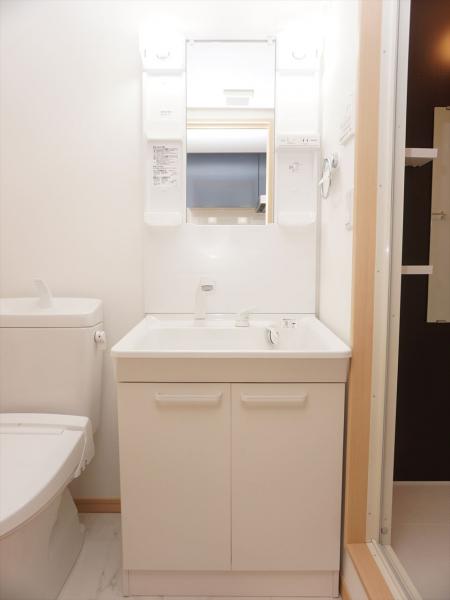 洗面設備　洗面所