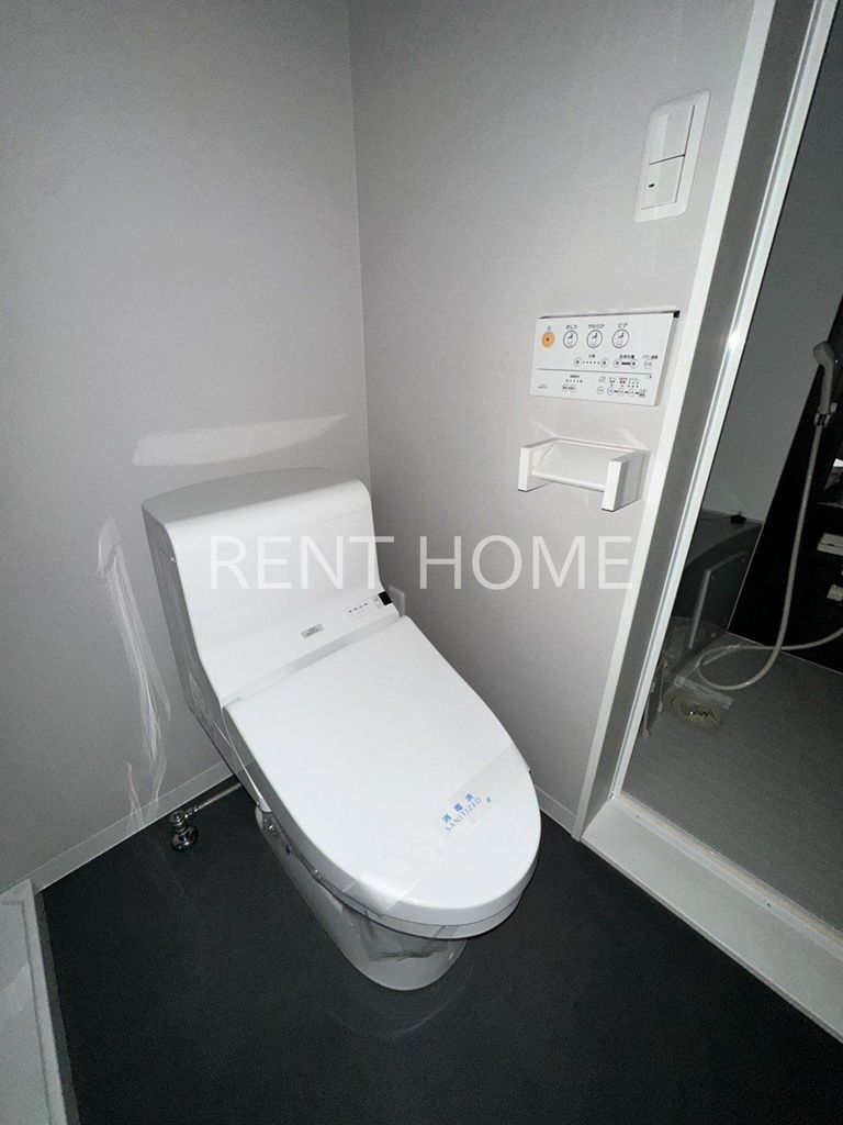 トイレ　ウォシュレット付きです
