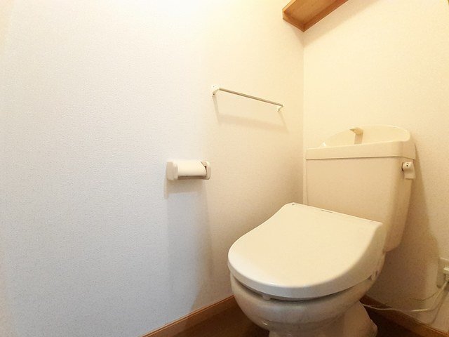 トイレ　トイレもきれいです