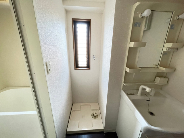 その他　室内洗濯機置き場です