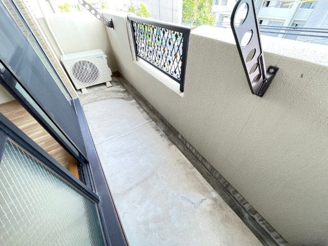 バルコニー　南向きのベランダです