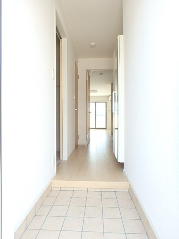 玄関　図面と現状に相違がある場合には現状を優先