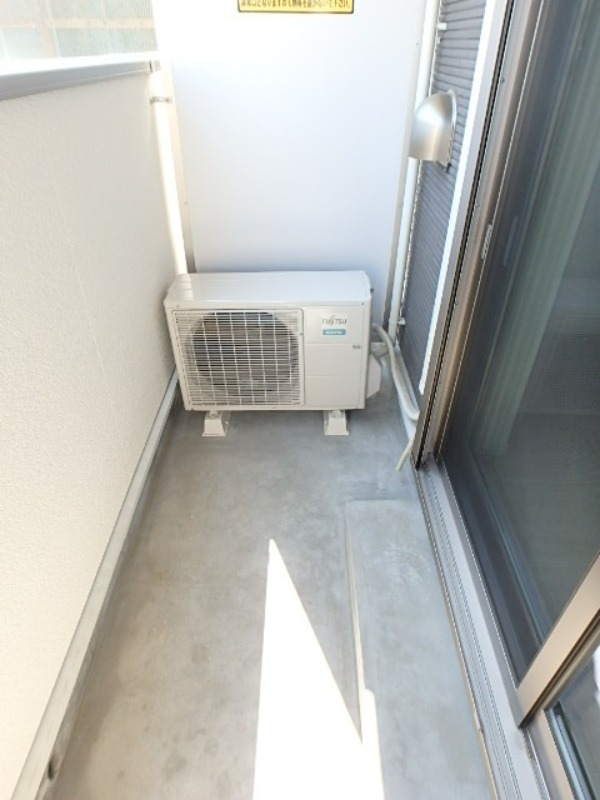 バルコニー　図面と現状に相違がある場合には現状を優先