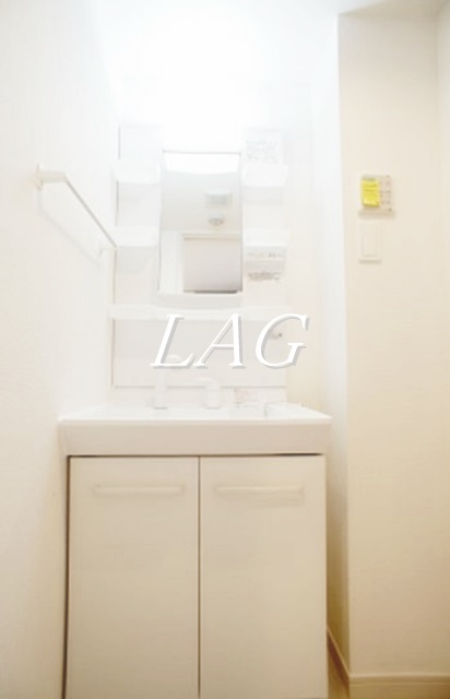 洗面設備　洗面台です。