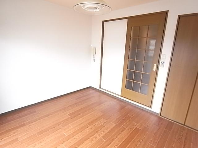 居室・リビング　使いやすい居間です