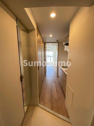 玄関　収納もある玄関です