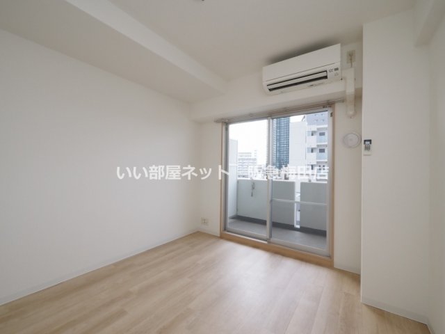 居室・リビング　同仕様写真となります。