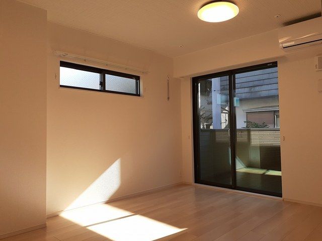 居室・リビング　賃貸 神奈川県横浜市鶴見区下末吉１丁目