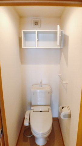 トイレ　ウォシュレット完備