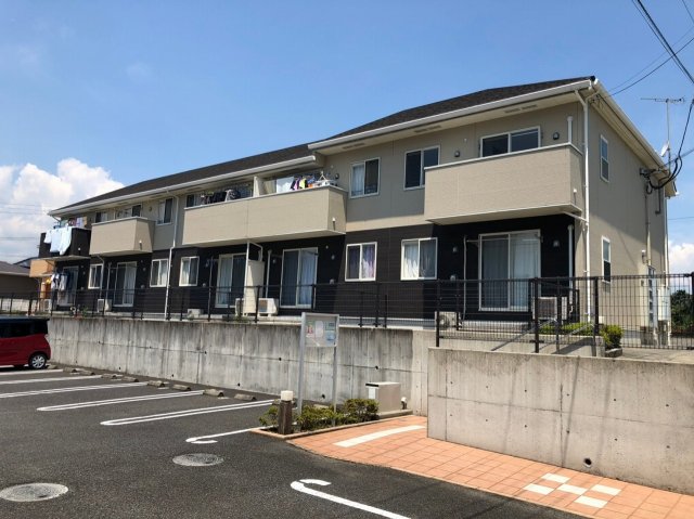 建物外観　スタイリッシュでカッコいい外観