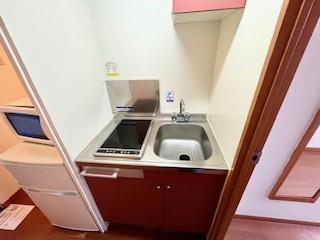 キッチン　設備・仕様は号室により異なる為、現状を優先いたします。