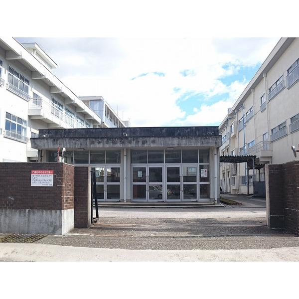 中学校　高知市立西部中学校（中学校）まで1708m