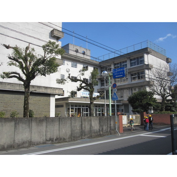 小学校　高知市立神田小学校（小学校）まで999m