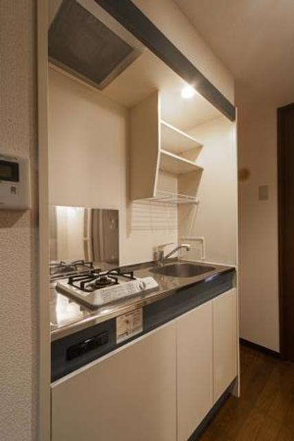 キッチン　※写真は同タイプ住戸です。