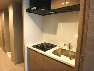 キッチン　コンパクトなキッチンで掃除もラクラク