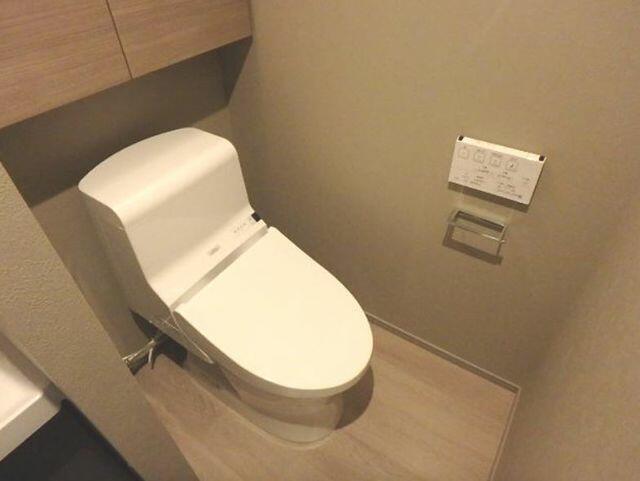 トイレ　落ち着いたトイレです