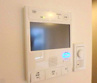 セキュリティ　モニター付きインターホンです