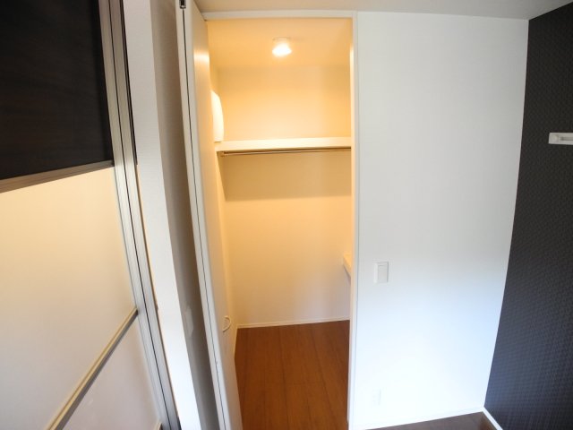 収納　※室内画像は別号室(反転)