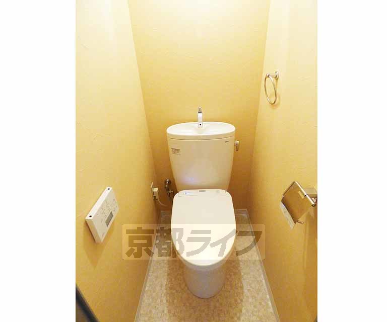 トイレ　清潔感があり綺麗です。