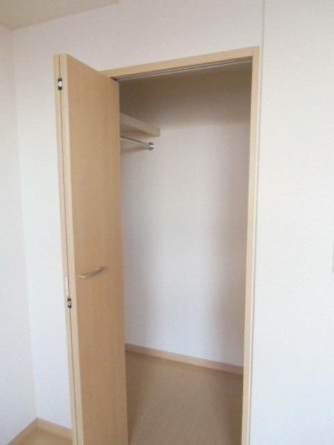 収納　ウォークインクローゼット