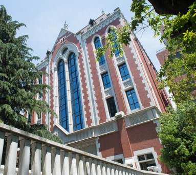 大学・短大　慶應義塾大学三田キャンパス研究推進センター（大学・短大）まで158m