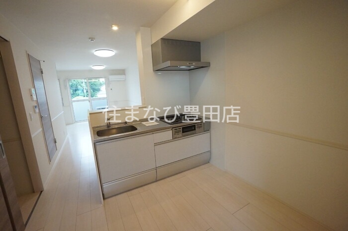 キッチン　同型別部屋写真