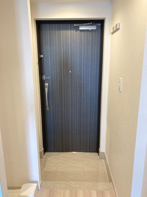 玄関　※写真は同タイプ住戸です。