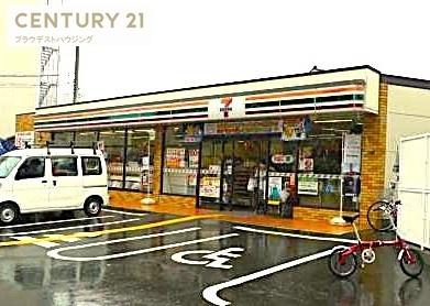コンビニ　セブンイレブン大阪野江3丁目店（コンビニ）まで563m