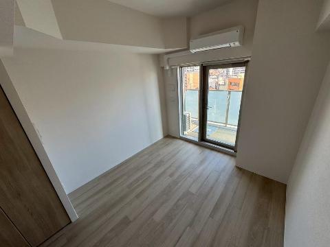 居室・リビング　室内