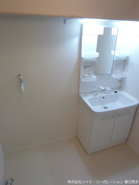 洗面設備　写真は同型タイプ