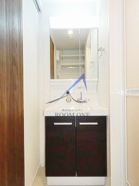 洗面設備　洗面台です。