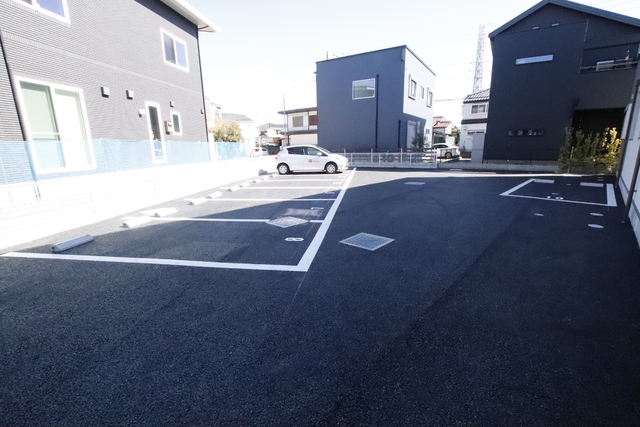 駐車場　空き確認要