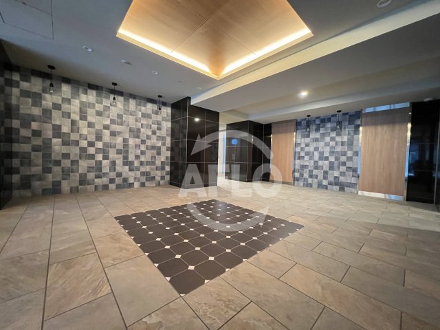 エントランス　プレサンス南堀江ザ・センス　エントランス