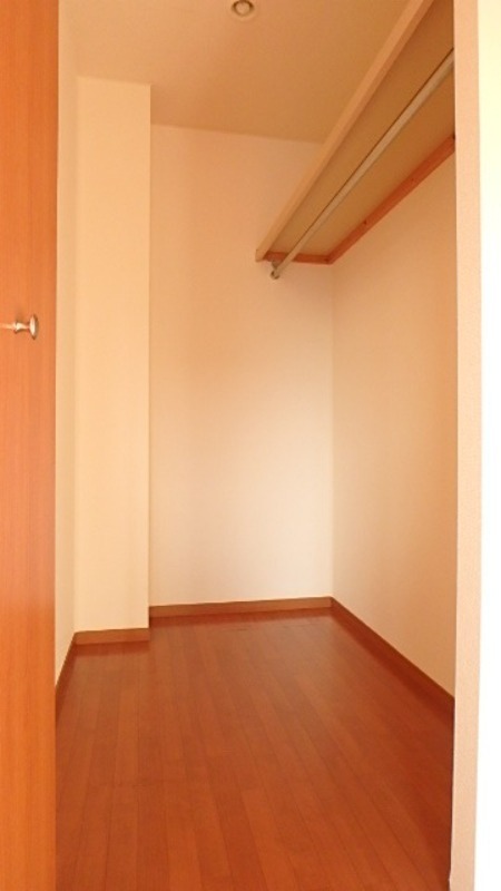 収納　図面と現状に相違がある場合には現状を優先