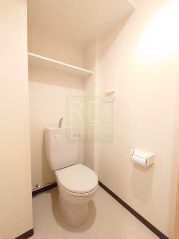 トイレ　別部屋の参考写真です。