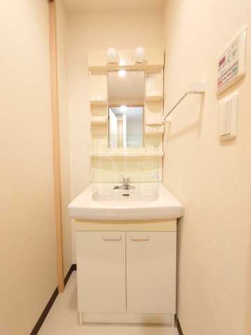 洗面設備　別部屋の参考写真です。