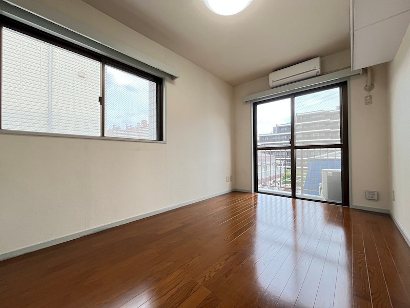 居室・リビング　※別室写真使用