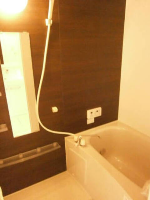 バス・シャワールーム　Ｂ２０２浴室