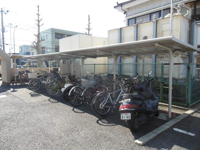 その他共有部分　★敷地内の屋根付駐輪場です★