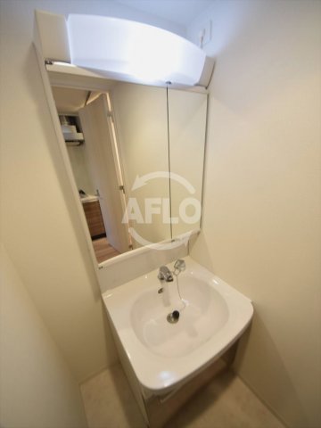 洗面設備　プレサンス立売堀パークシティ　シャンプードレッサー