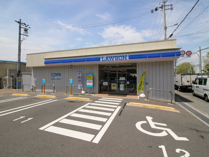 コンビニ　ローソン（コンビニ）まで450m